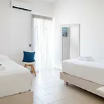 Forum Apartment *